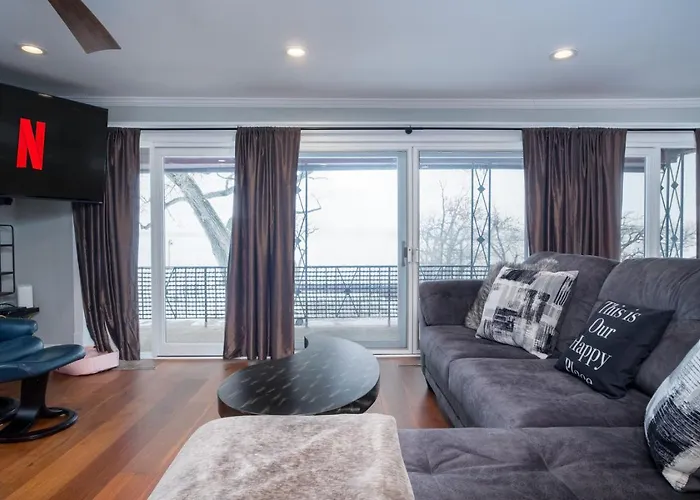 Casa de férias The Grand View On Pistakee Pool Pier Stunning Panoramic Views Fox Lake