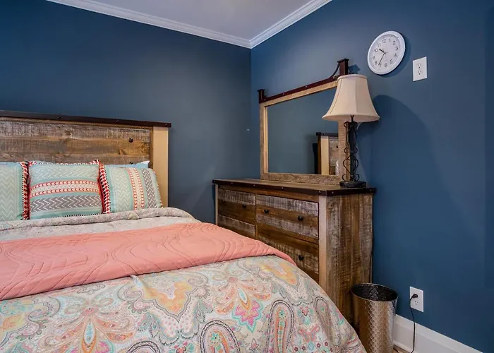 Holiday home The Grand View On Pistakee Pool Pier Stunning Panoramic Views Fox Lake