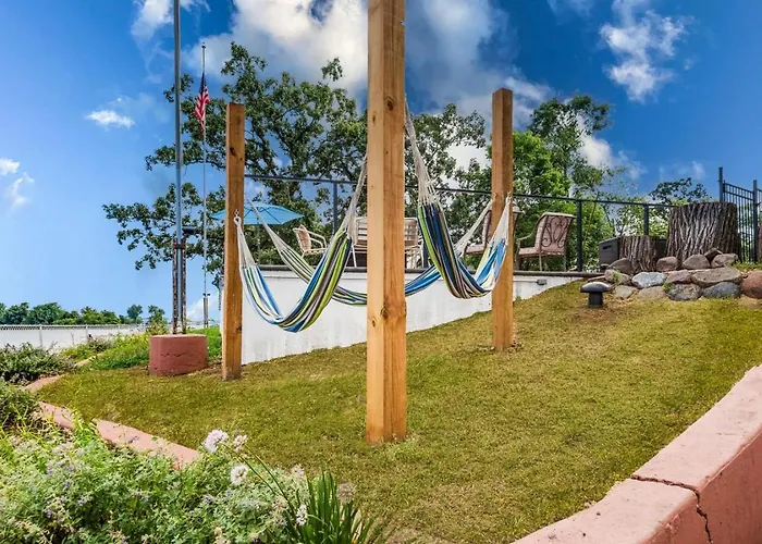 Hébergement de vacances The Grand View On Pistakee Pool Pier Stunning Panoramic Views Fox Lake