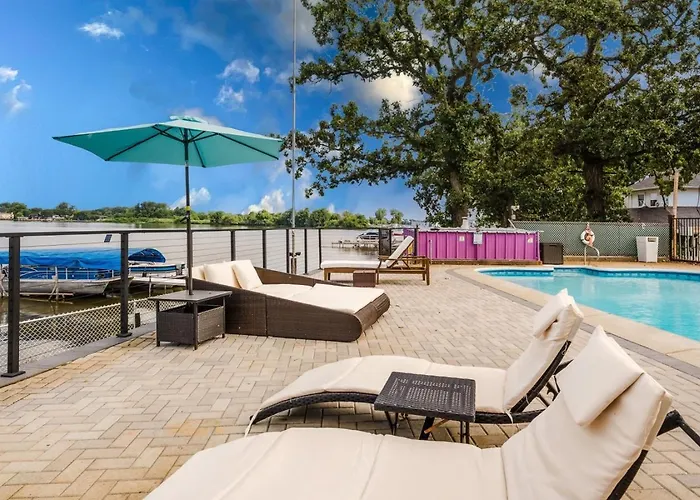 The Grand View On Pistakee Pool Pier Stunning Panoramic Views Hébergement de vacances Fox Lake