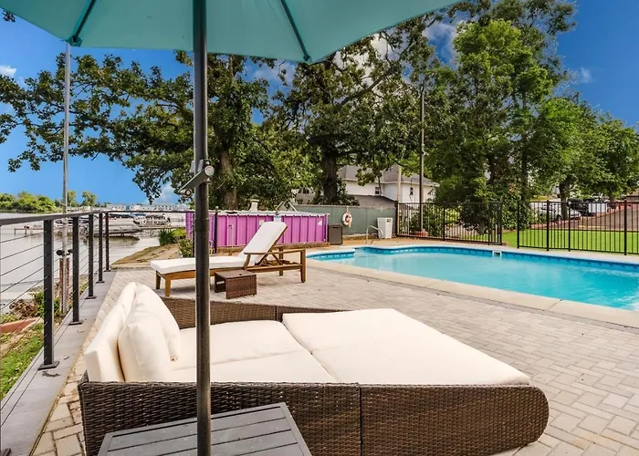 The Grand View On Pistakee Pool Pier Stunning Panoramic Views *